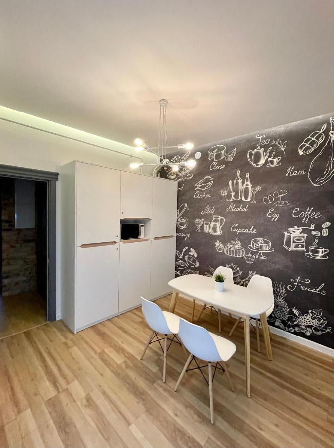 Apartment Centre Inn Çernivtsi Dış mekan fotoğraf